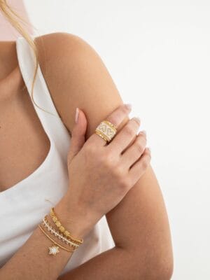 Anillo Blanco Corazones